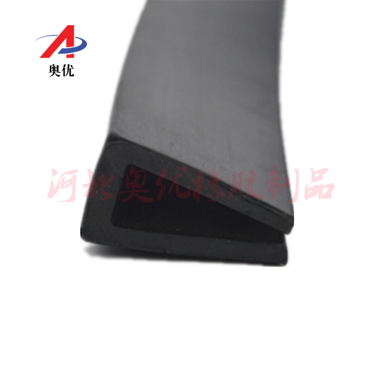 摩域官方指定会员登录入口与客户服务管理系统图片